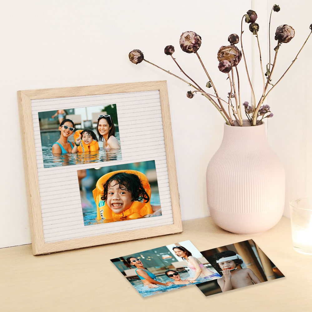 Family photos, Women's Day quotes display