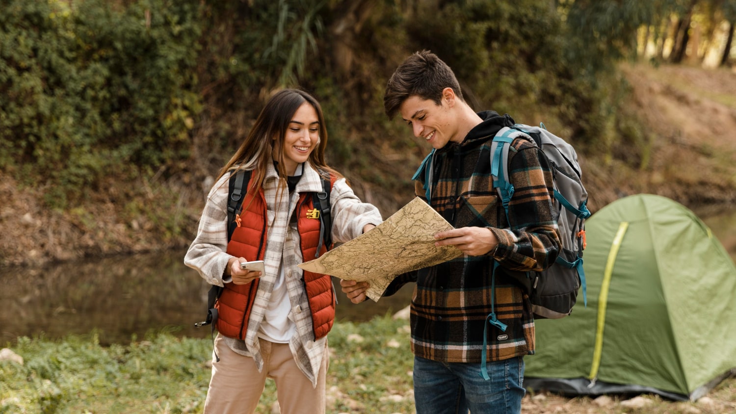 Couple's hike, Women's Day adventure gift